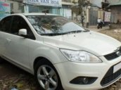 Cần bán xe Ford Focus đời 2012, màu trắng - 530 triệu