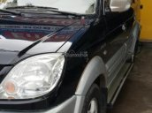 Bán xe Mitsubishi Jolie đời 2004, màu đen 