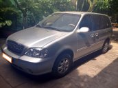 Cần bán xe Kia Carnival đời 2010, số tự động