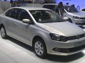 Bán Volkswagen Polo đời 2015, màu đỏ, nhập khẩu chính hãng