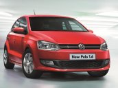 Cần bán xe Volkswagen Polo đời 2015, màu đỏ, nhập khẩu nguyên chiếc, 630tr