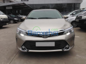 Cần bán lại xe Toyota Camry 2015, màu bạc, xe nhập, số tự động