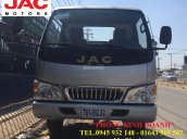 Xe tải JAC 2T4 vào thành phố, thùng mui kín