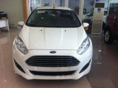 Cần bán xe Ford Fiesta năm 2015, màu trắng