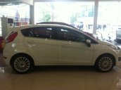 Cần bán xe Ford Fiesta năm 2015, màu trắng