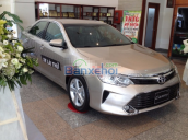 Bán Toyota Camry 2.5Q đời 2016, màu nâu