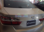 Bán Toyota Camry 2.5Q đời 2016, màu nâu