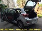 Cần bán Hyundai Grand i10 2017 Tam Kỳ, màu bạc, LH: Trọng Phương 0935.536.365 – 0905.699.660