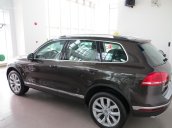 Bán Volkswagen Touareg GP 3.6L AT đời 2016, màu đen, xe nhập, tặng 100% thuế trước bạ