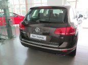 Bán Volkswagen Touareg GP 3.6L AT đời 2016, màu đen, xe nhập, tặng 100% thuế trước bạ