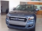 Bán xe Ford Ranger XLS 4x2 AT đời 2018, màu xanh thiên thanh, nhập khẩu chính hãng