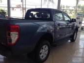 Bán xe Ford Ranger XLS 4x2 AT đời 2018, màu xanh thiên thanh, nhập khẩu chính hãng