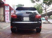 Xe Porsche Cayenne sản xuất 2011, màu đen xe nhập