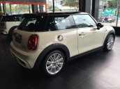 Bán Mini Cooper S 3 cửa đời 2016, trắng sọc đen, hỗ trợ trước bạ