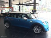 Bán xe Mini Cooper S 5 cửa đời 2016, màu xanh lam, nóc trắng, nhập khẩu chính hãng