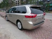 Toyota Sienna năm 2015, màu vàng, nhập khẩu nguyên chiếc