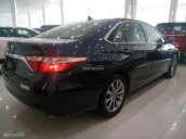 Bán ô tô Toyota Camry XLE Mỹ 2015 màu xanh đen, giá rẻ, giao ngay