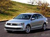 Bán ô tô Volkswagen Jetta E năm 2017, màu bạc, xe nhập, hotline: 0909 717 983