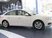 Bán Chevrolet Cruze LT New đời 2018 phiên bản mới, màu trắng, cam kết giá rẻ nhất