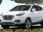 Cần bán Hyundai Tucson 2018 mới, màu trắng, LH Ngọc Sơn: 0911377773