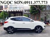 Cần bán Hyundai Tucson 2018 mới, màu trắng, LH Ngọc Sơn: 0911377773