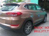 Cần bán xe Hyundai Tucson mới màu nâu, trả góp 90% xe, Lh Ngọc Sơn: 0911377773