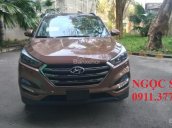 Cần bán xe Hyundai Tucson mới màu nâu, trả góp 90% xe, Lh Ngọc Sơn: 0911377773