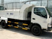 Xe tải Hino Dutro Series 300 thùng mui bạt, trọng tải 5 tấn, giao xe toàn quốc