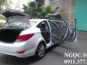 Cần bán xe Hyundai Accent mới đời 2017, màu trắng, nhập khẩu, Lh - Ngọc Sơn: 0911377773