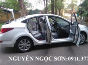 Cần bán xe Hyundai Accent mới đời 2017, màu trắng, nhập khẩu, Lh - Ngọc Sơn: 0911377773