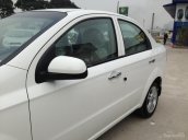 Cần bán Chevrolet Aveo LT đời 2017 giá cạnh tranh