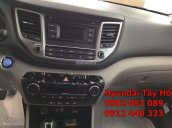 Hyundai Tây Hồ bán xe Hyundai Tucson 2.0 AT nhập năm 2016, màu đen, giá 975tr, khuyến mại lớn gọi: 0982093089