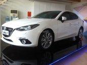 Bán Mazda 3 2.0 Sedan đời 2017, màu trắng, siêu khuyến mại, giao xe ngay