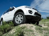 Bán Mitsubishi Pajero Sport 4x2AT đời 2016, màu trắng, giá chỉ 980 triệu, khuyến mại hấp dẫn từ đại lý