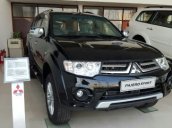 Cần bán xe Mitsubishi Pajero Sport 4x2MT đời 2016, màu đen, có xe giao ngay, khuyến mại hấp dẫn, hỗ trợ trả góp