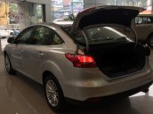 Bán Ford Focus Trend mới 100% - màu bạc, giao ngay, giá rẻ, hotline 033.613.5555