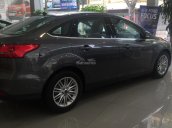 Cần bán Ford Focus Trend 2018 mới 100% - màu xám (ghi), hotline 033.613.5555