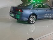 Bán Volkswagen Passat GP đời 2017, màu xanh lam, nhập khẩu chính hãng