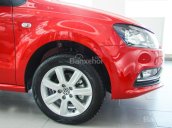 Volkswagen Polo Hatchback 1.6L 6AT đời 2016, màu đỏ, xe nhập, chỉ cần trả trước 150 triệu