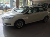 Bán xe Ford Focus đủ màu, giá 735 triệu - Hỗ trợ vay 90% xe - Liên hệ: 0919.629.966