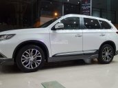 Bán Mitsubishi Outlander 2018, khuyến mại hấp dẫn, đủ màu, giao xe nhanh gọn