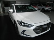 Hyundai Elantra đời 2017, màu trắng, giá chỉ 565 triệu, gọi ngay 098.960.9151