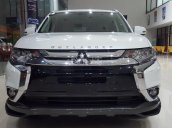 Mitsubishi Outlander 2018, khuyến mại hấp dẫn, đủ màu giao xe ngay