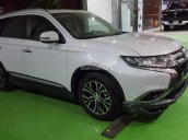 Mitsubishi Outlander 2018, khuyến mại hấp dẫn, đủ màu giao xe ngay