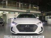 Bán xe Hyundai Elantra 2018, rẻ nhất Quảng Nam, màu trắng, trả góp 90%xe, 549 triệu, khuyến mãi 20 triệu