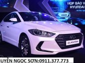 Bán xe Hyundai Elantra mới đời 2018, màu trắng, nhập khẩu, 549 tr