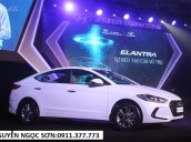 Bán xe Hyundai Elantra mới đời 2018, màu trắng, nhập khẩu, 549 tr