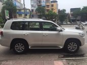 Bán xe Toyota Land Cruiser GXR 2016, màu trắng, xe nhập Trung Đông