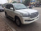 Bán xe Toyota Land Cruiser GXR 2016, màu trắng, xe nhập Trung Đông