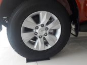 Toyota Hải Dương vô địch về giá Hilux, mua xe tặng lắp thùng + DVD + camera lùi, LH 0906 34 11 11 - Mr Thắng